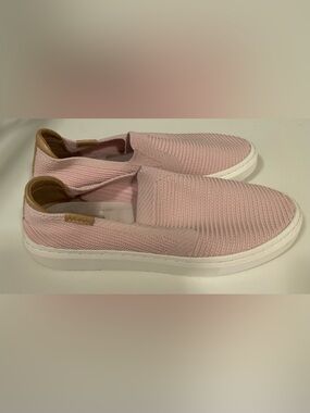 UGG Slip on sneakers
